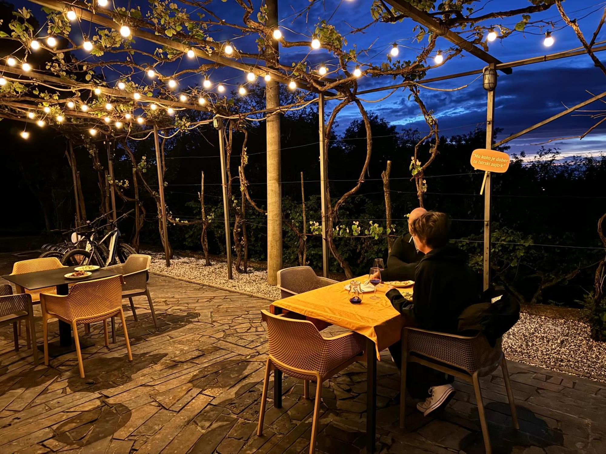 Guesthouse Green Istria Truske ภายนอก รูปภาพ