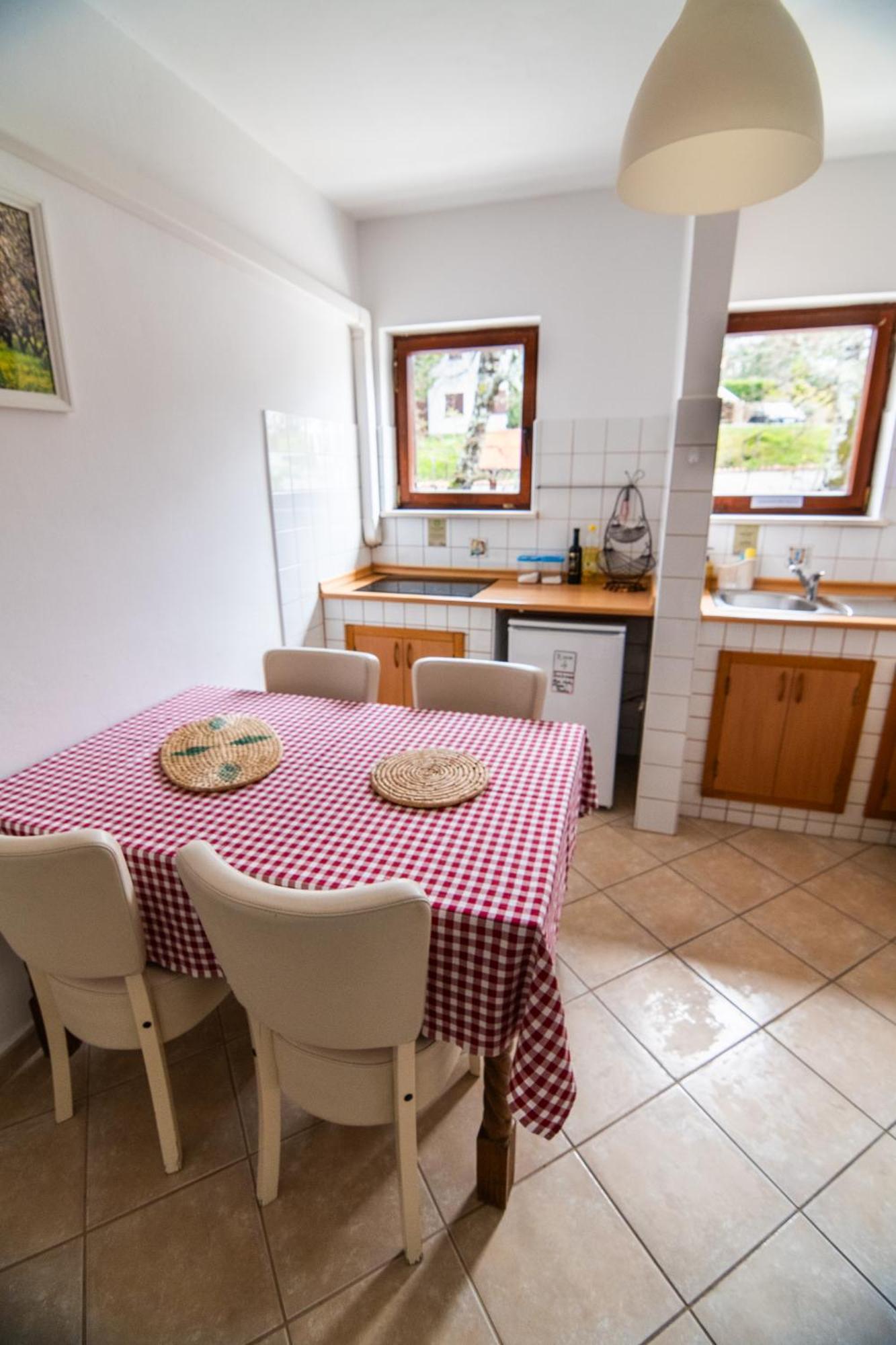 Guesthouse Green Istria Truske ภายนอก รูปภาพ